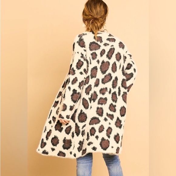 Umgee Fuzzy Eyelash Leopard Longline Open Front Cardi Cardigan Sweater - Picture 5 of 13